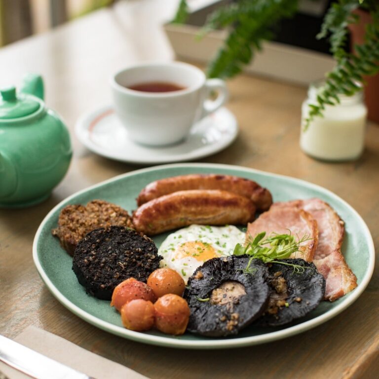 279174095 318354577087179 3703404150457994991 n 768x768