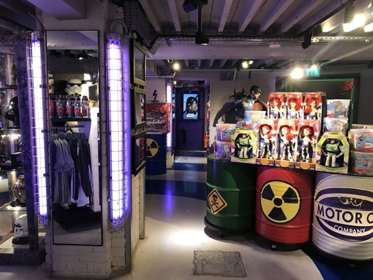 disney store dublin ll interio 768x576